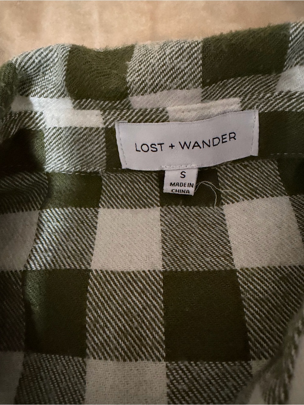 Lost + Wander Button-Front Green & White Buffalo Plaid Flannel Shirt Small - Picture 4 of 5